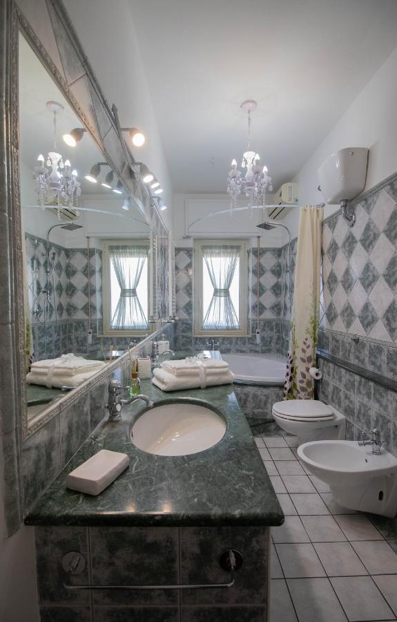 La Casa Di Adele Cagliari B&B Zewnętrze zdjęcie