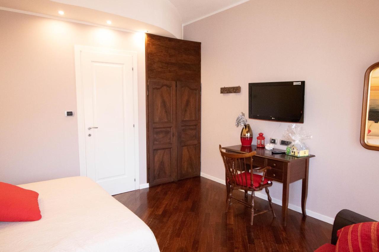 La Casa Di Adele Cagliari B&B Zewnętrze zdjęcie